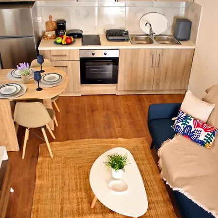 Fanis House Apartment *