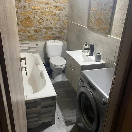 Apartment Little