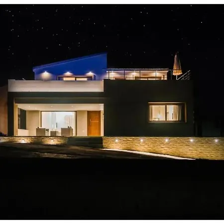 Vasillis-heated Swimming Pool With Infinity View *