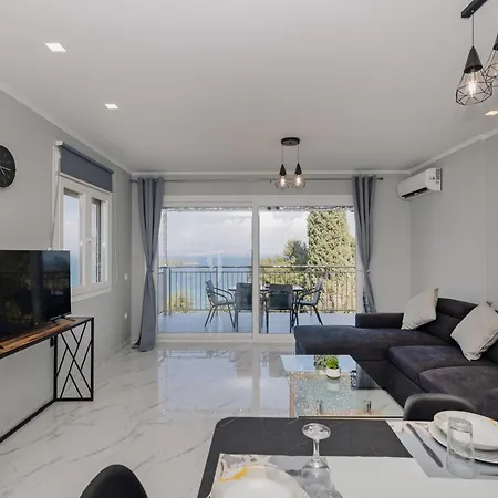 The Iconic Sea View Ferienhaus Alykes Potamou