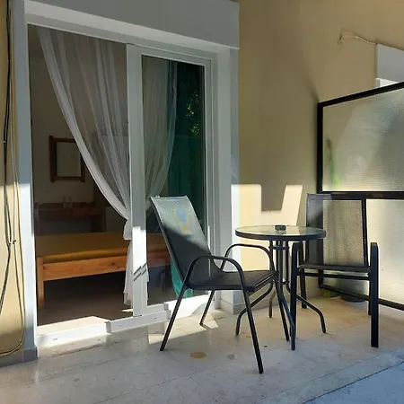 Aparthotel Aurora Benitses (Corfu)