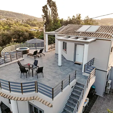 Di La Apartment Gardelades
