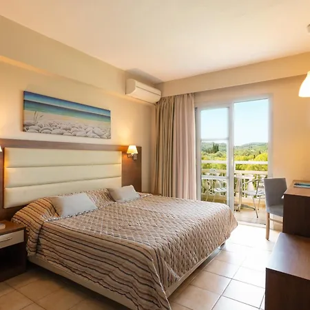 Hotel Messonghi 4*