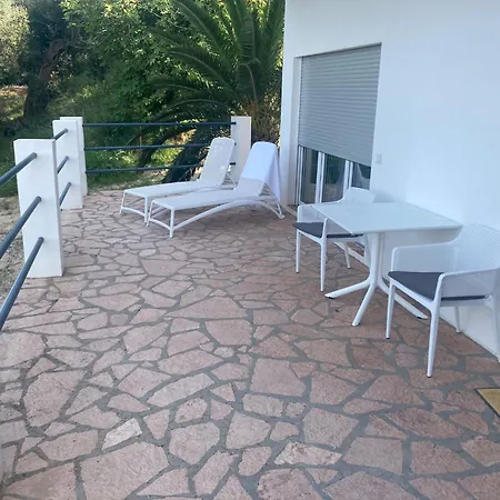Ocean Breeze Ii Apartment Avliotai