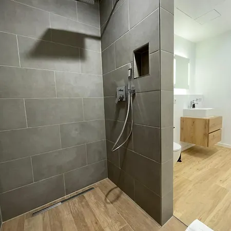 Ocean Breeze Ii Apartment *