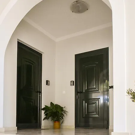 Casa Ankilena Vakantiehuis Sinarádes