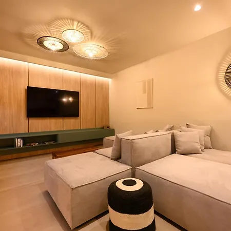 Corfuville Luxury Villa *