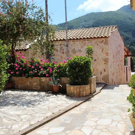Holiday home Dyonisis