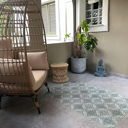 Apartamento Dorelias 3 *