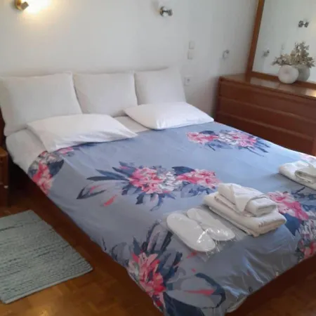Apartment Georgia's Corfu Town