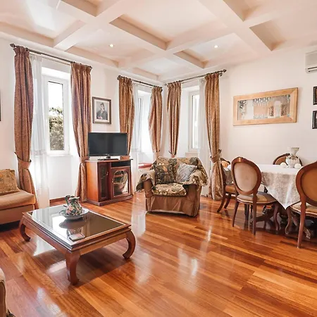 The Writer's House-liston Corfu Apartment *