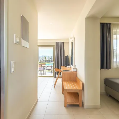 Thalassa 2*