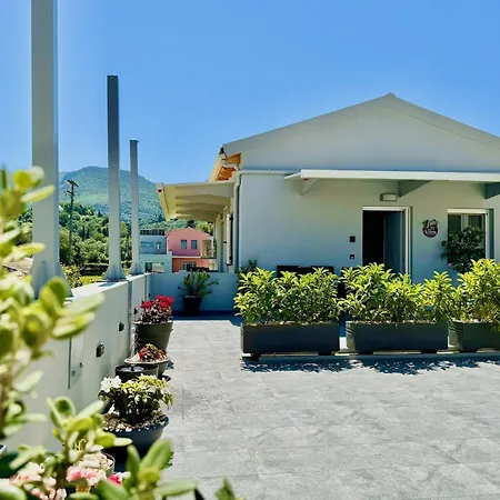 Acharavi Appartement *