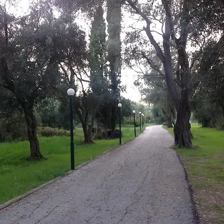 Yianetta Aparthotel 3*