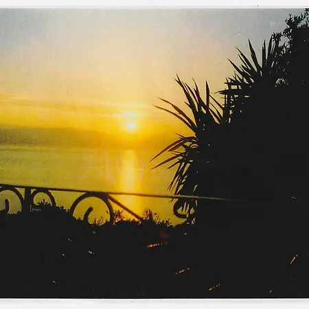 Atisis Benitses (Corfu)