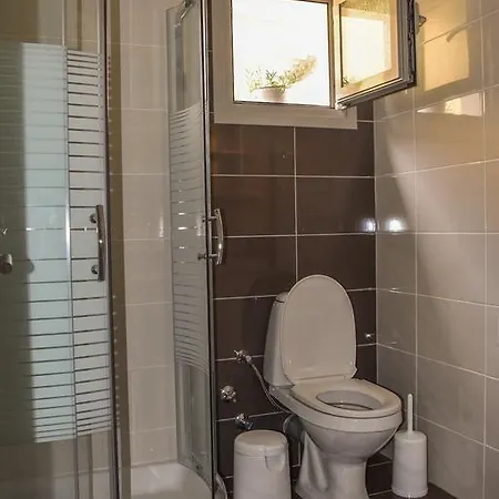 Apartment Mirsini