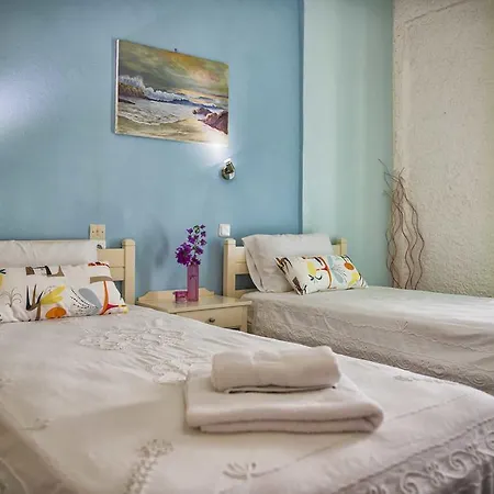 Guest house Elli And Almiros Beach