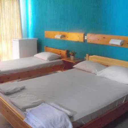 Le Mirage Hotel 2*