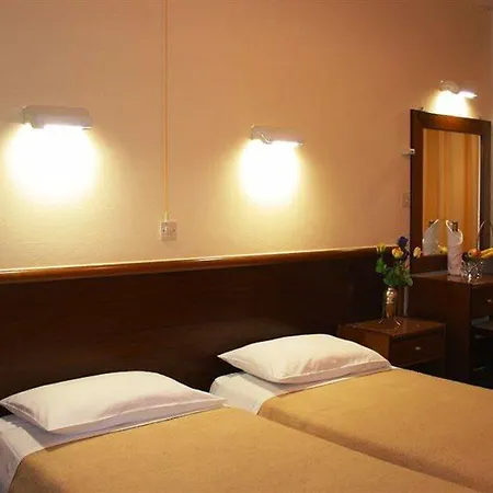 Oasis 3* Perama (Corfu)