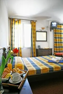 Apartment Apartments. *