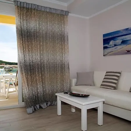 Paralia Luxury Apartment *
