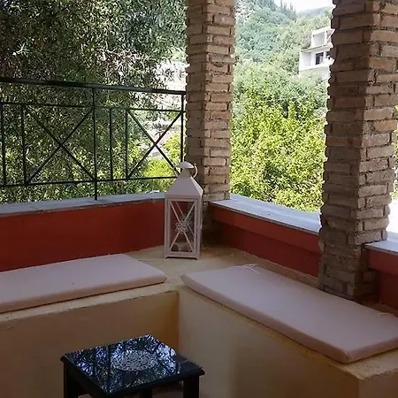 Feakia Villa *