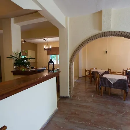 Marie Hotel 2*