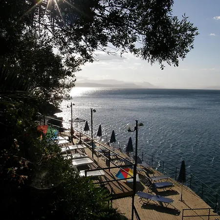 Nautilus Hotel 3*