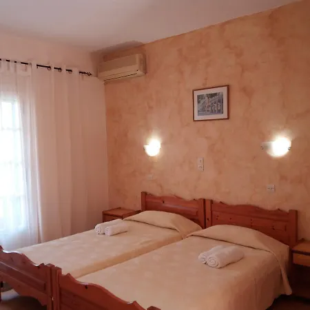 Apartment Athineos *