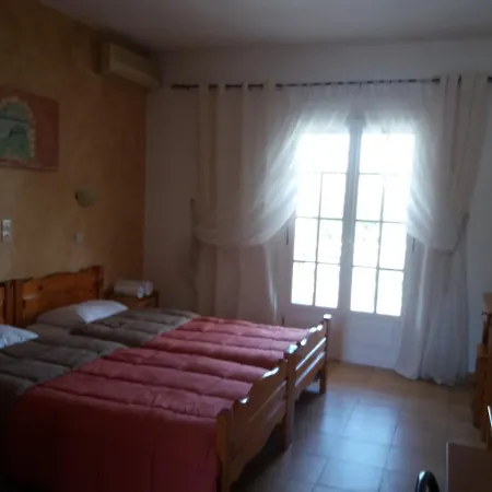Apartment Athineos *