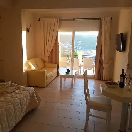 Paralia Luxury * Agios Stefanos Avliotes (Corfu)
