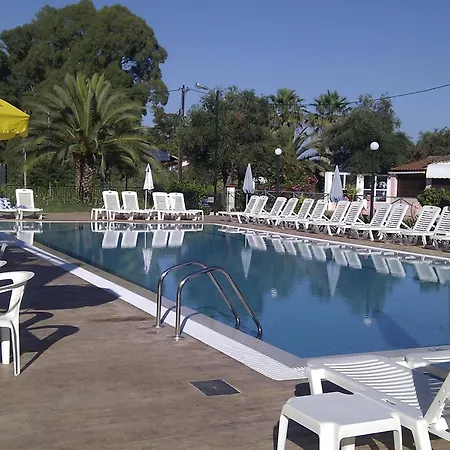 Yianetta Aparthotel 3*