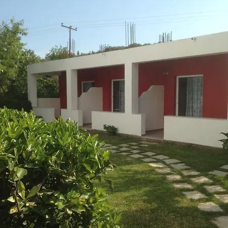 Hebes Studios * Kavos