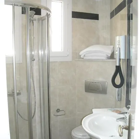 City Marina Hotel