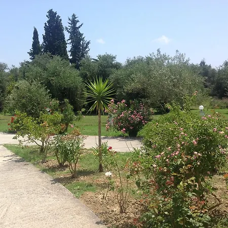 Yianetta Aparthotel 3*