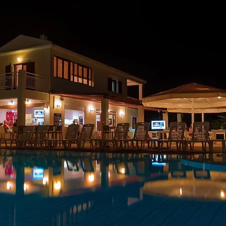 Aparthotel Yianetta 3*