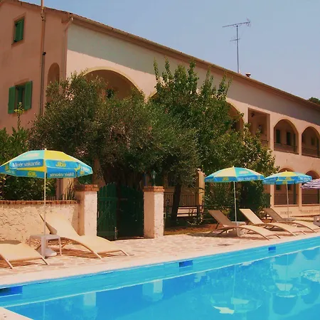Aparthotel Karmar Dassia (Corfu)
