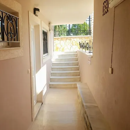 Kormos Aparthotel
