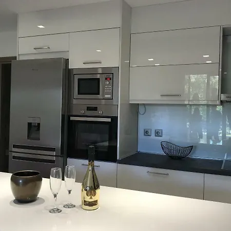 Apartment The Little Luxury Ipsos