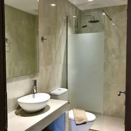 The Little Luxury Apartment *
