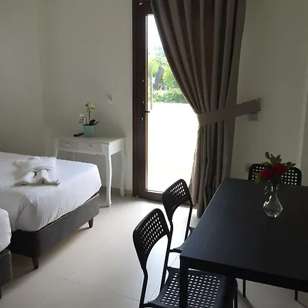 The Little Luxury Apartment Ipsos