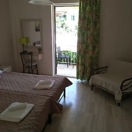 Twins Apartment *