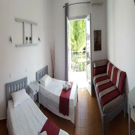 Three Seasons Apartment