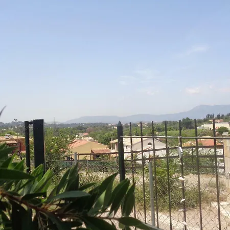 Chris & Irene Studio Apartment Corfu (city)