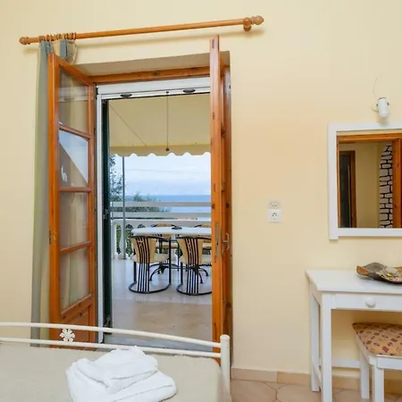 Thespina Villa *