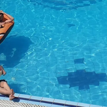 Kormos Kavos