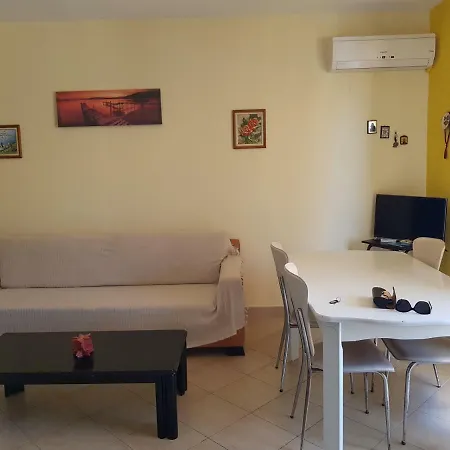 Apartment Located In One Of The Beautiful Sandy In Corfu , In .... *