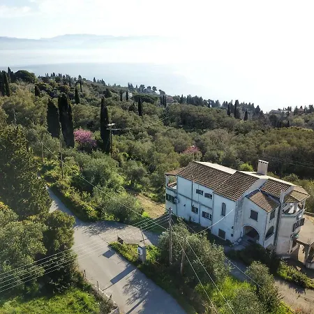 Holiday home Sea View House, Near Achilleio *