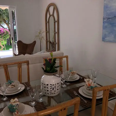Holiday home Aqua Seafront Corfu House With Garden *