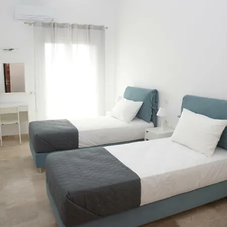 Kontis Apts Pelekas